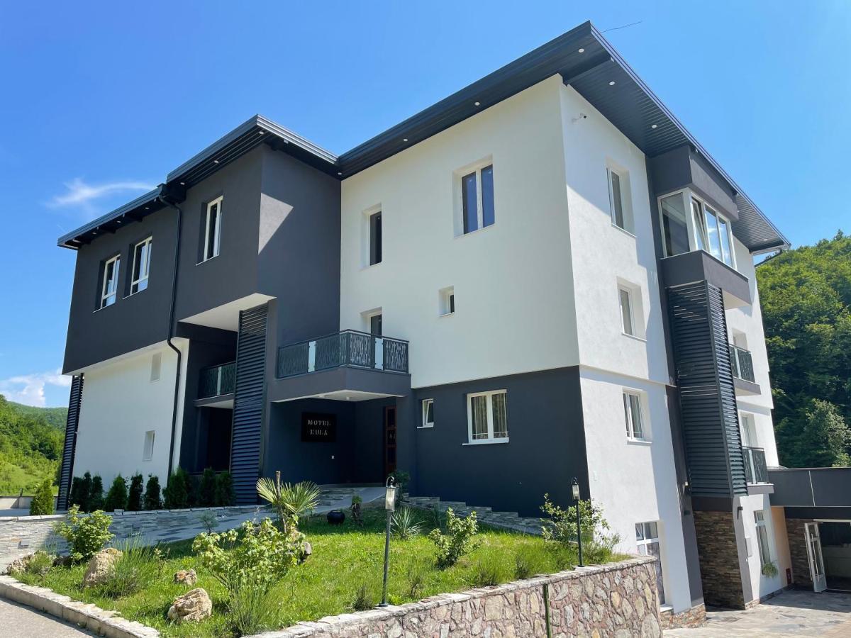 Motel "Kula" Cazin Ngoại thất bức ảnh