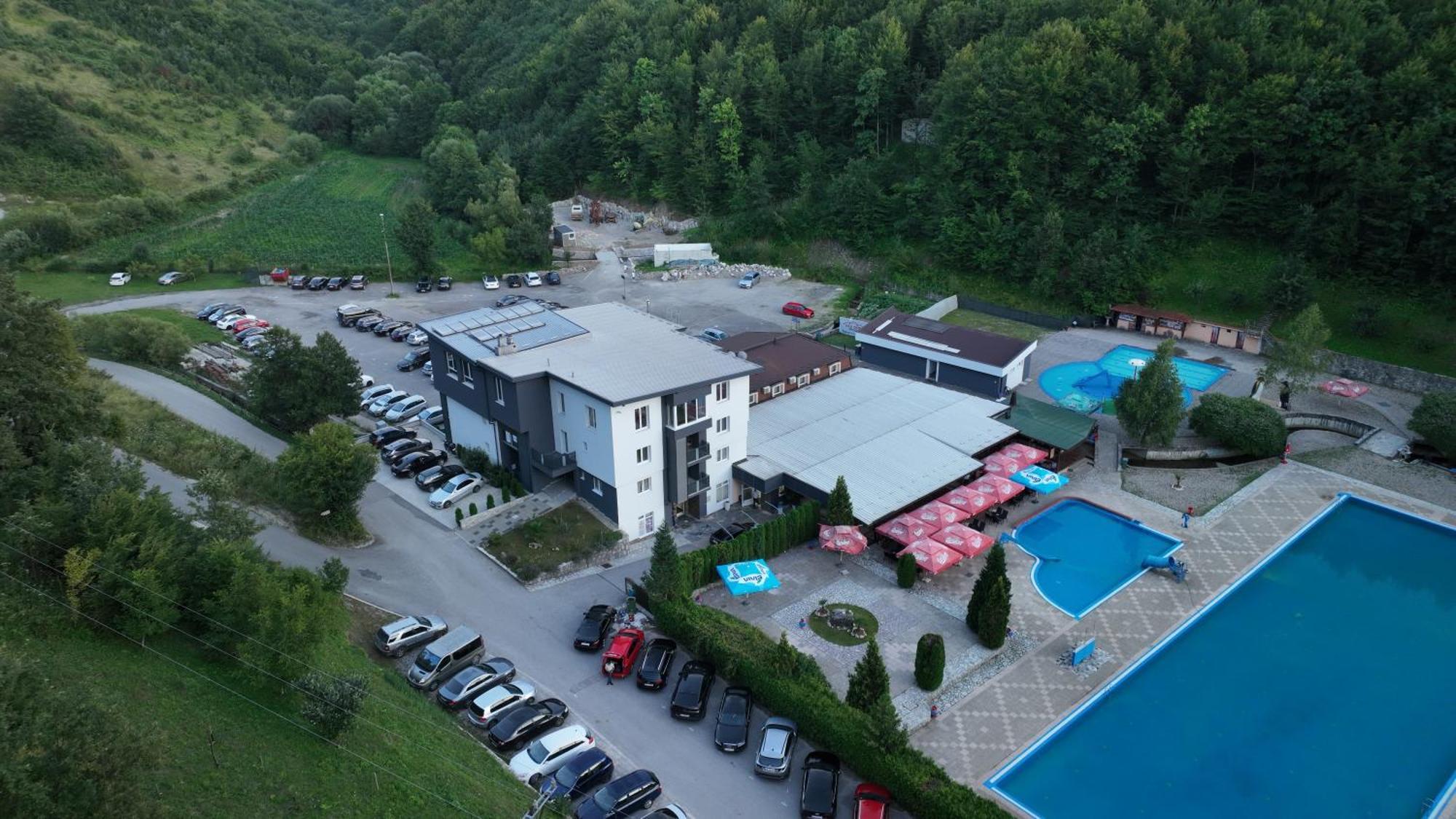 Motel "Kula" Cazin Ngoại thất bức ảnh