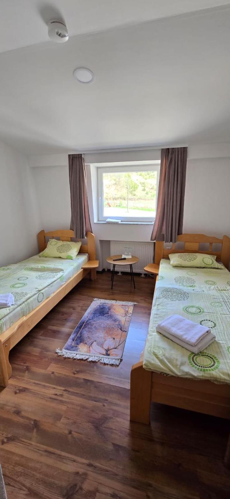 Motel "Kula" Cazin Ngoại thất bức ảnh