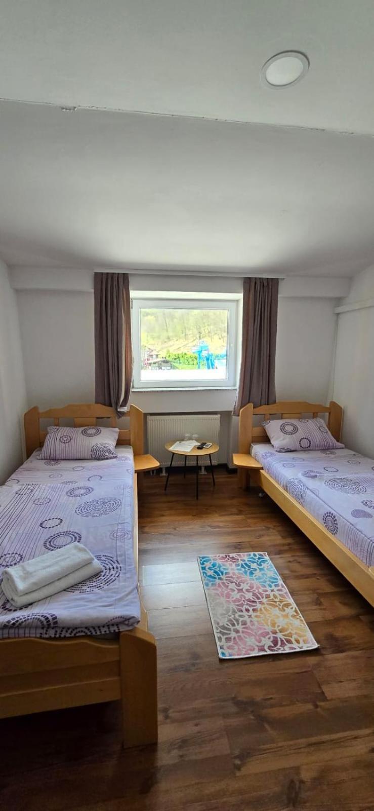 Motel "Kula" Cazin Ngoại thất bức ảnh