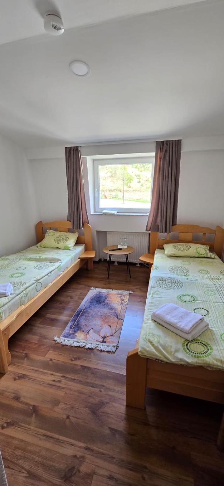 Motel "Kula" Cazin Ngoại thất bức ảnh